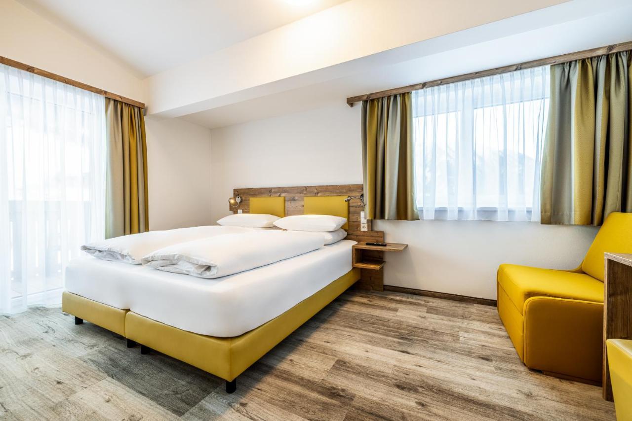 Der Alpenblick Hotell Sankt Johann im Pongau Exteriör bild