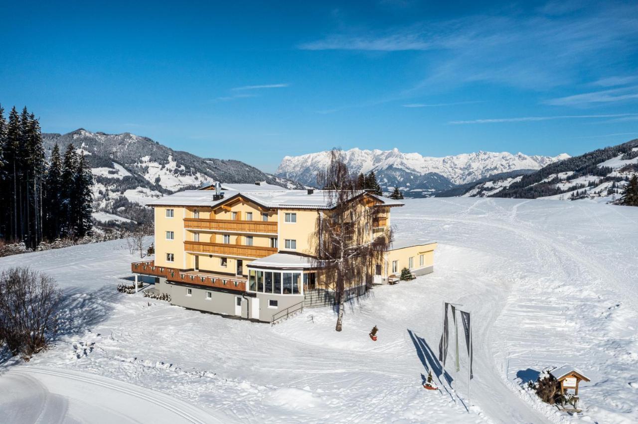 Der Alpenblick Hotell Sankt Johann im Pongau Exteriör bild