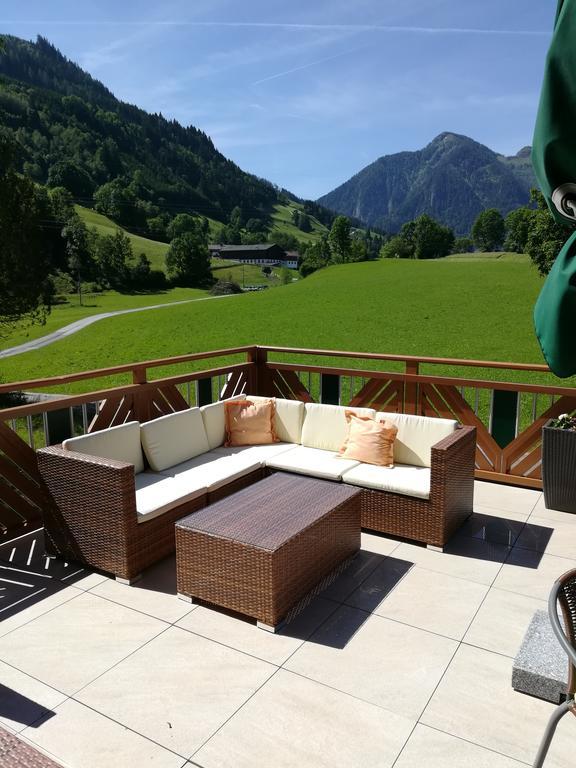 Der Alpenblick Hotell Sankt Johann im Pongau Exteriör bild